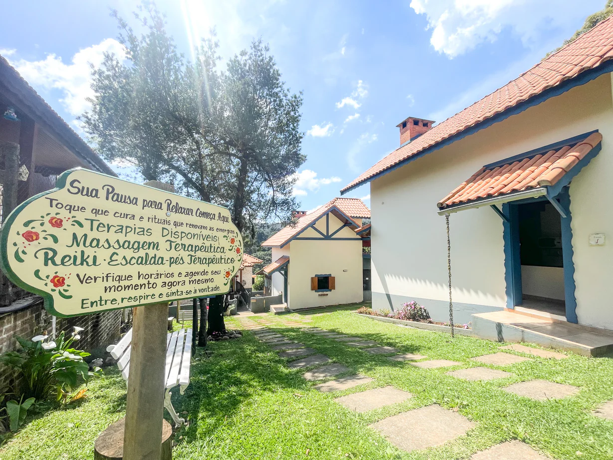 Área Externa - Fachada Chalés Bela Vista